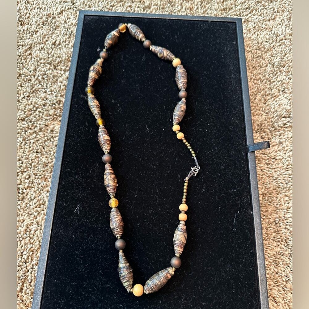 Handmade necklace - Picture 3 of 5